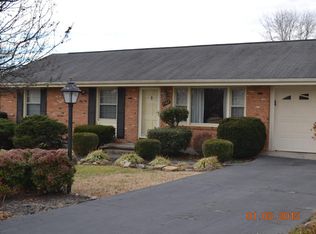 5502 Halcun Dr, Roanoke, VA 24019