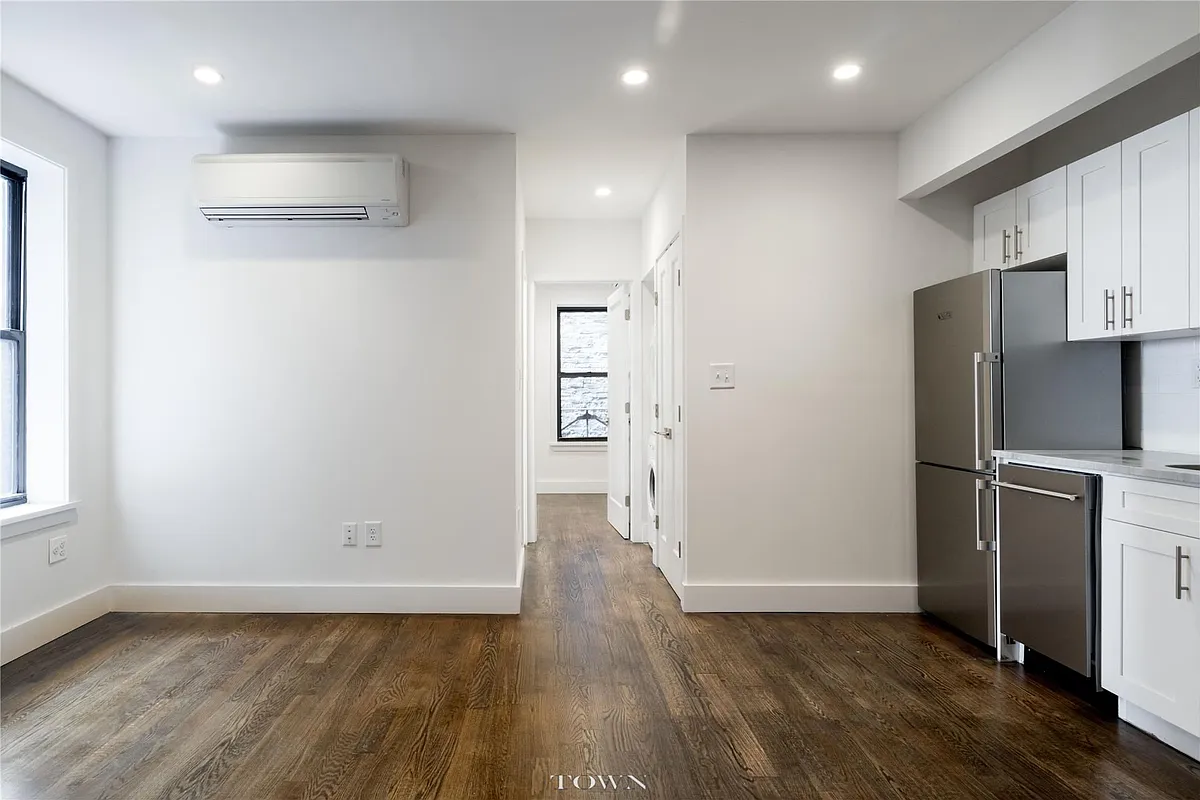 42 Grand Street #3 in Soho, Manhattan | StreetEasy