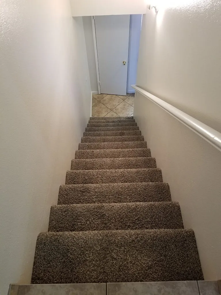 2 bed, 1.5 bath, 1600 sqft, $1,850 — Photo 2