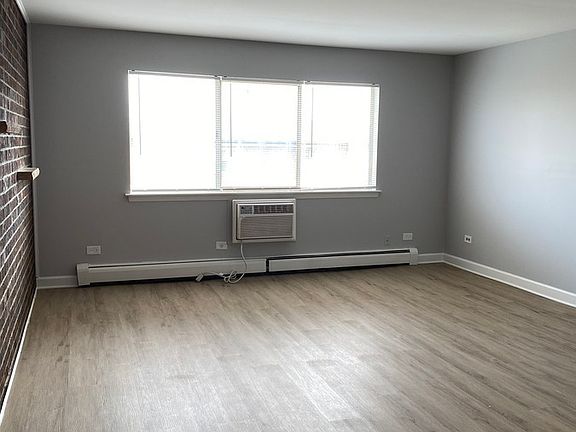 5th image of 3928 W 124th St #1A