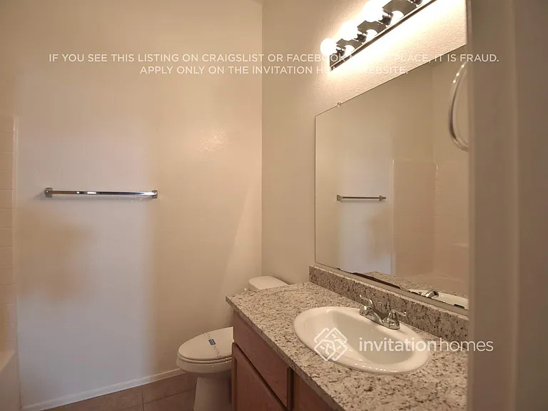 421 N 168th Ln — Photo 10