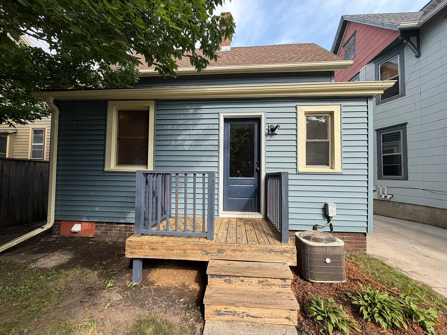 2 bed, 1346 sqft, $2,900 — Photo 2