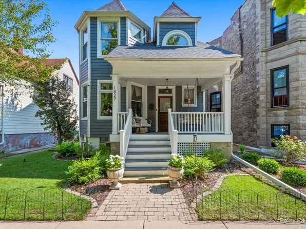 1827 W Belle Plaine Ave, Chicago, IL 60613