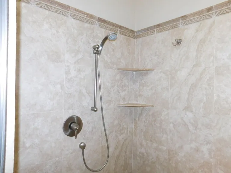 25 Richfield Way — Photo 16