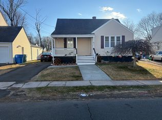 21 Roosevelt St, Hamden, CT 06514