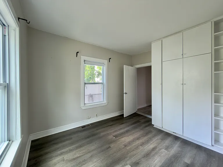 109R Beacon St #1-R — Photo 3