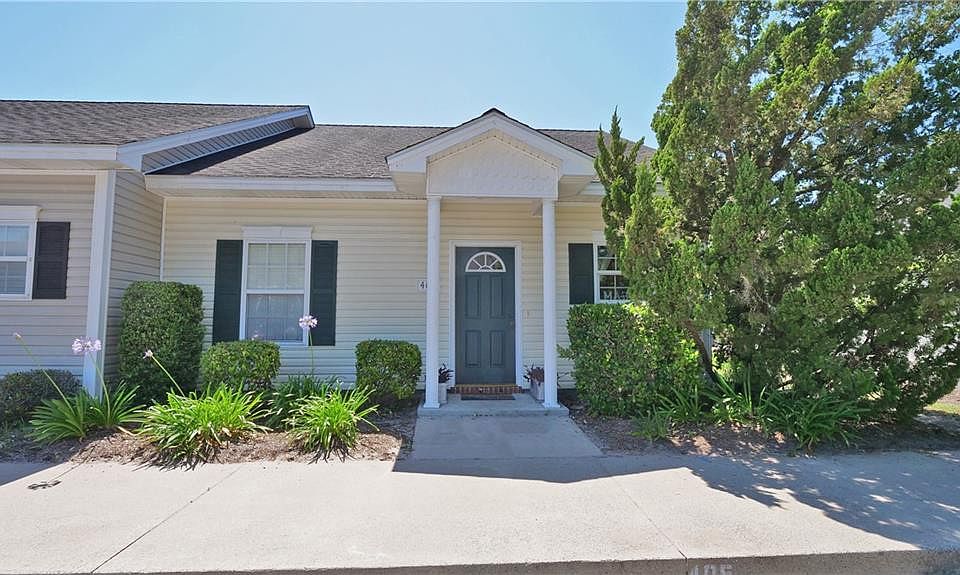 1st image of 405 Moss Creek Ln
