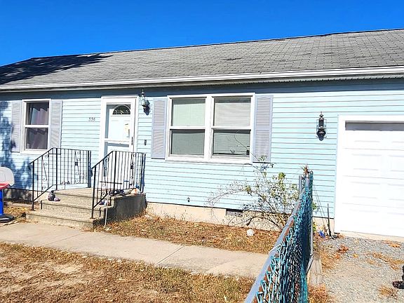 3rd image of 336 Park St