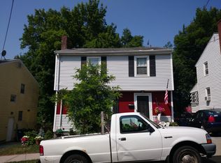 28 Manor St, Dorchester, MA 02122