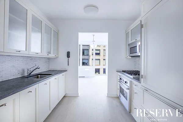 Sold by Reserve | media 4