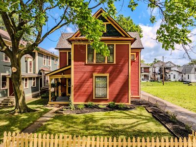 906 E Jackson St, Muncie, IN, 47305