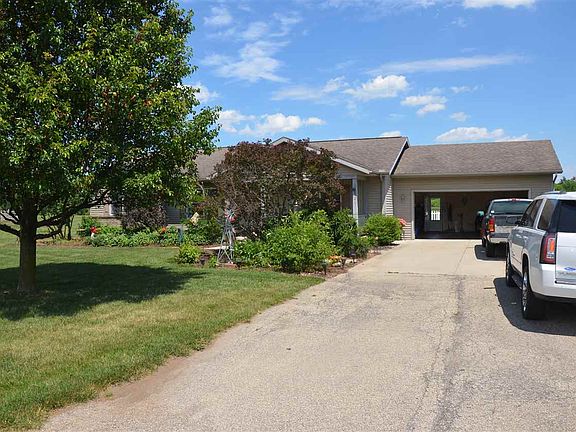 2nd image of 60870 County Road 101
