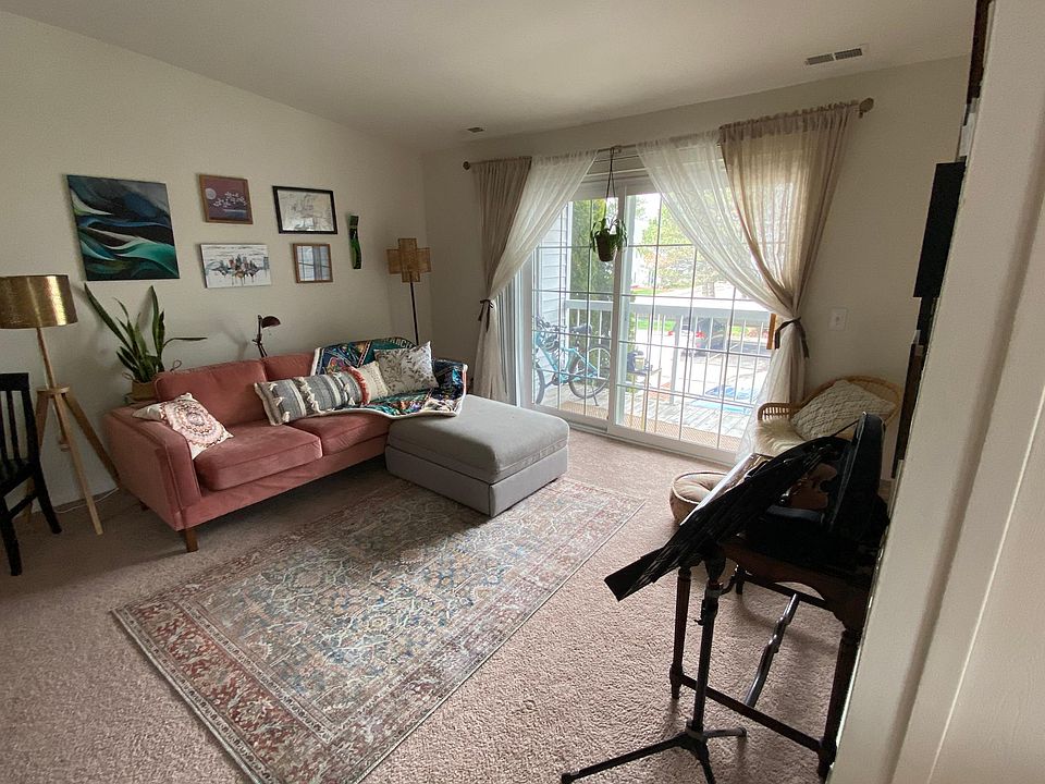 1st image of 1334 Brookfield Dr #1334