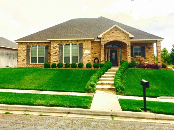 8411 Vail Dr, Amarillo, TX 79118