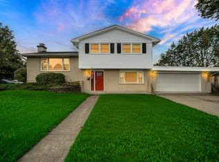16230 76th Ave, Tinley Park, IL 60477