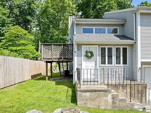 3rd image of 3-3B Porter St