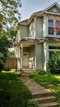 1st image of 884 Aurora Ave #1