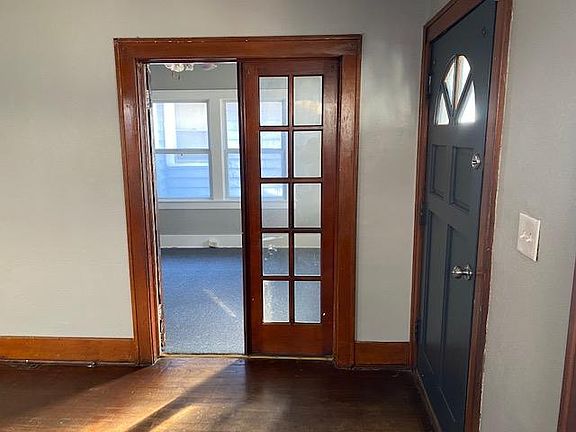 4th image of 5425 Lydia Ave