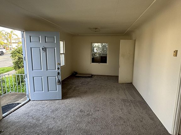 2nd image of 4611 Newport Ave