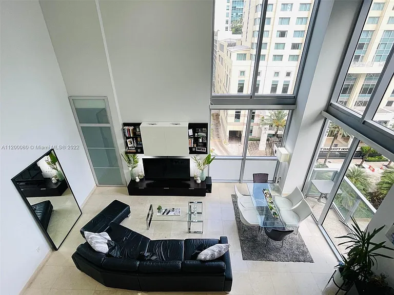 1050 Brickell Ave #812 — Photo 6