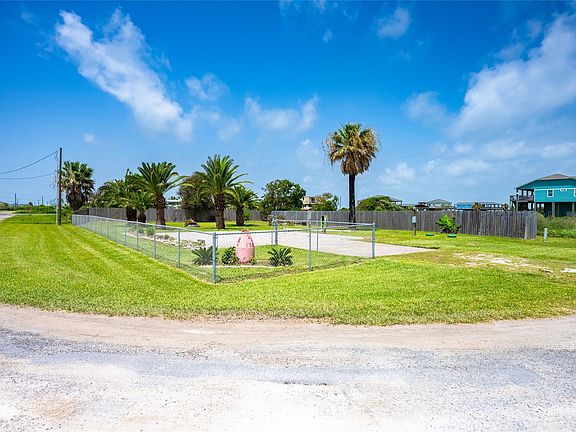 4th image of 1051 Pompano Dr