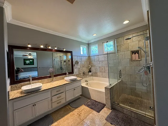 3319 E Rosedale Ln #A — Photo 35