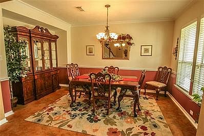 5th image of 7426 Chathan Glen Ln