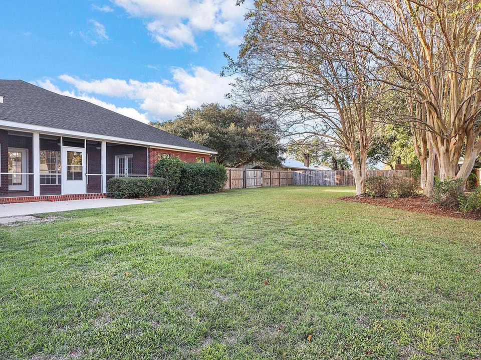 22520 Ridgewood Dr, Robertsdale, AL 36567 MLS 353299 Zillow