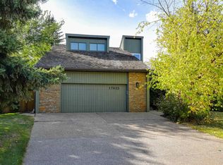 17623 53rd Ave NW, Edmonton, AB T6M 1G4