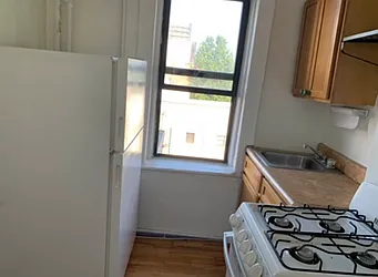 Rented by Space Link Realty