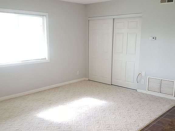 3rd image of 1115-1120 Doreen Ct #1120-11