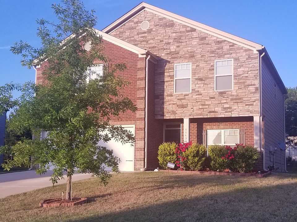 2nd image of 11036 Milano Ln