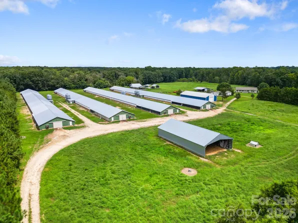 1333 Bunnlevel Erwin Rd, Bunnlevel, NC 28323