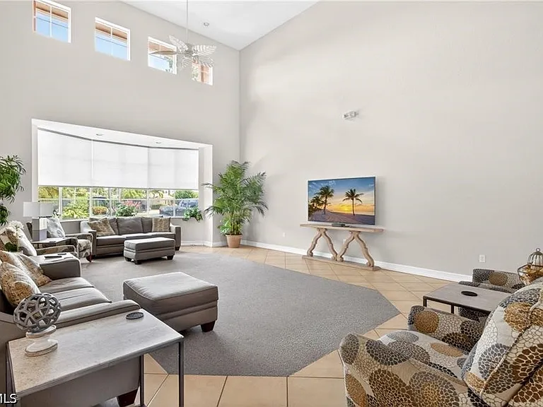 6361 Aragon Way #208 — Photo 48