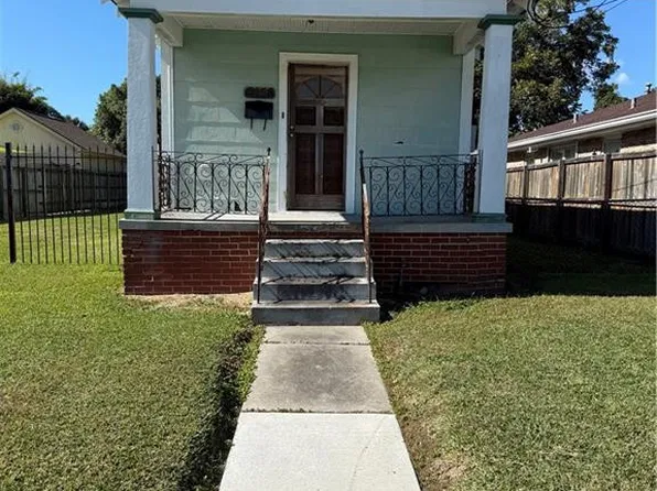 5158 Painters St, New Orleans, LA 70122