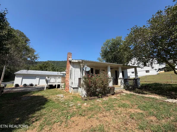 1116 W Walden St, La Follette, TN 37766
