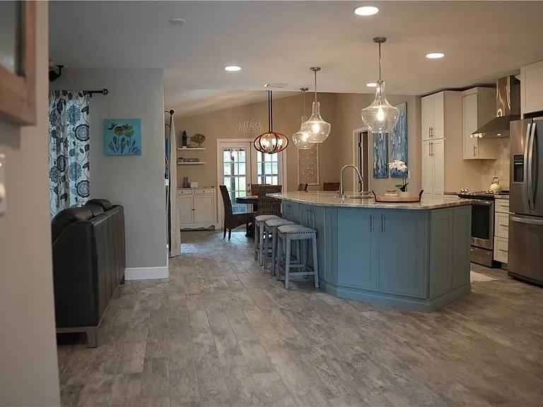 13226 Winsford Ln — Photo 4
