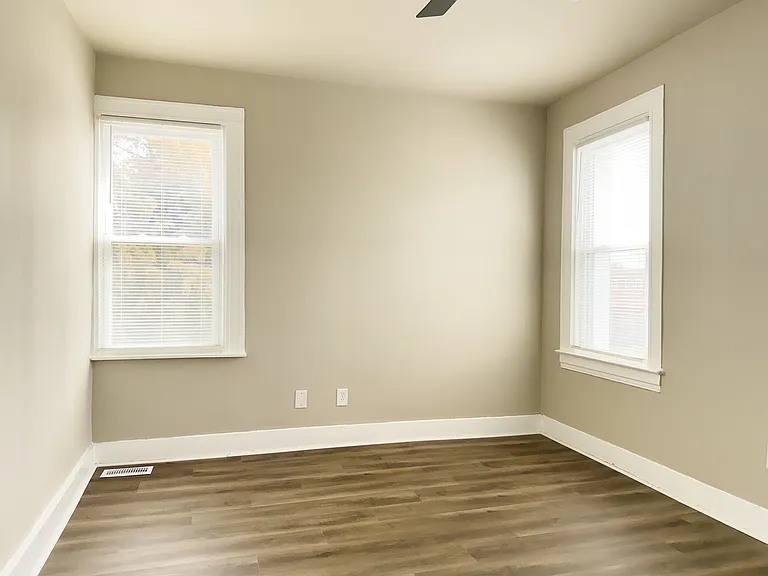 123 Walnut Ave — Photo 14