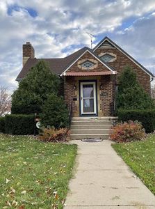 339 1st Ave E, Dyersville, IA, 52040