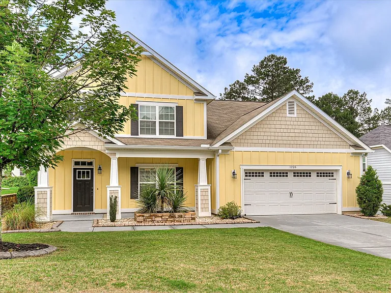 1226 Cypress Trl — Photo 2