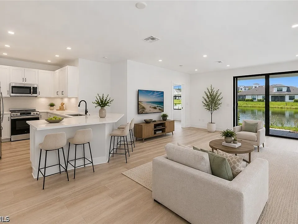 13068 Georges Cay Pl