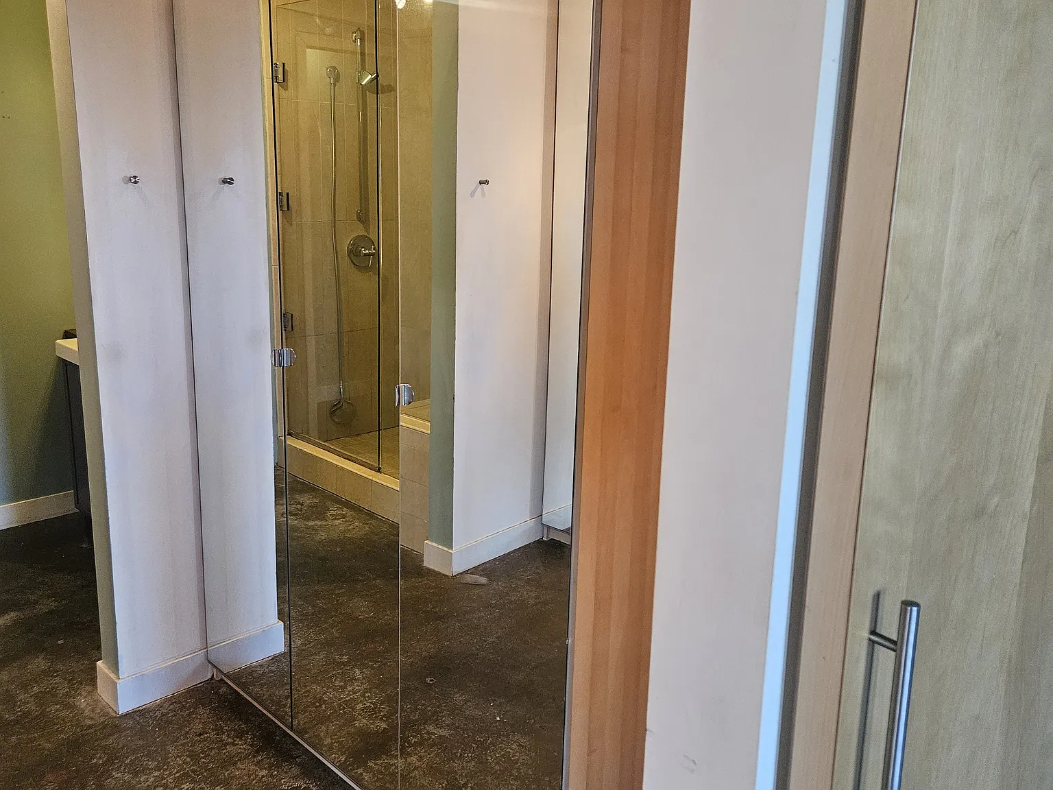 1 bed, 1237 sqft, $1,500 — Photo 3