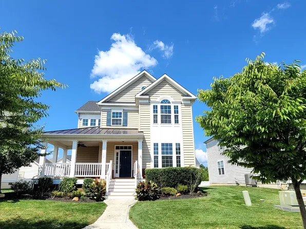 406 Leo Ln, Bear, DE 19701