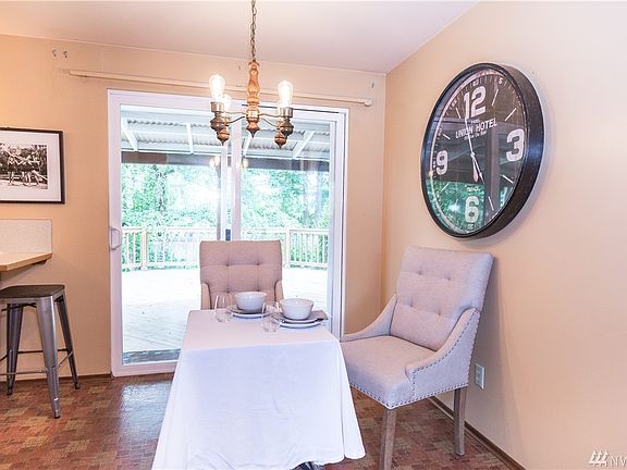 Dining Space... Can Fit Up to a Full Size Table!