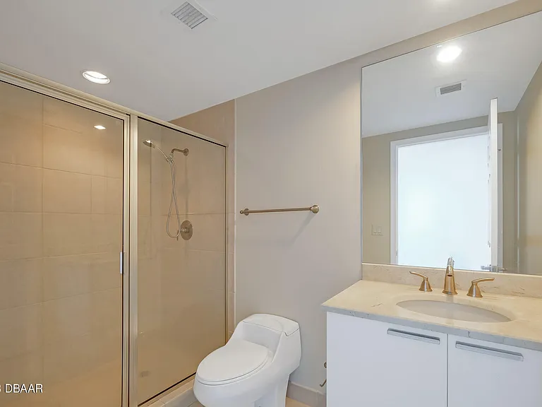 241 Riverside Dr #1710 — Photo 45