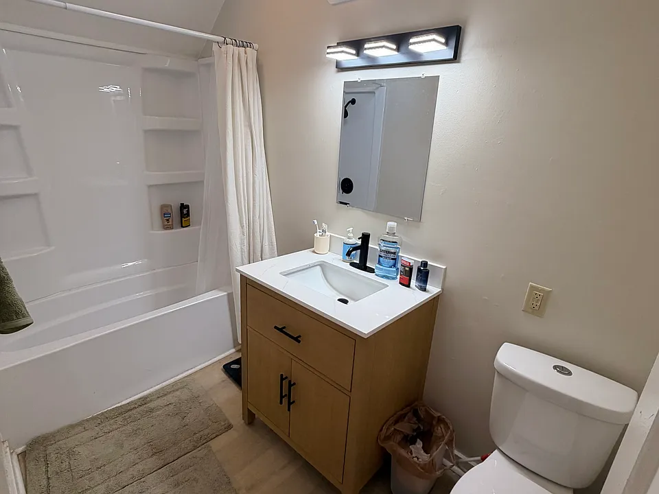 1226 Sherman Blvd #2