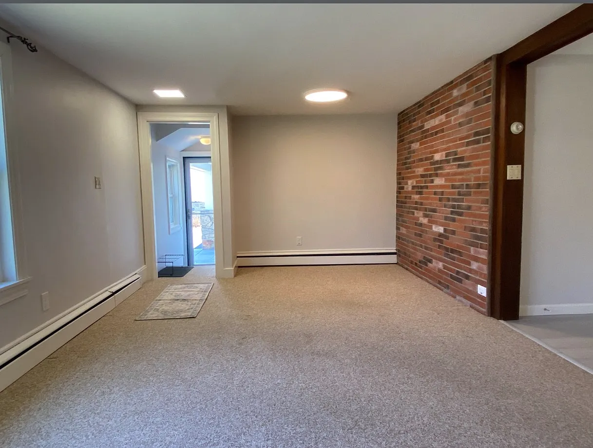 2 bed, 940 sqft, $2,500 — Photo 4