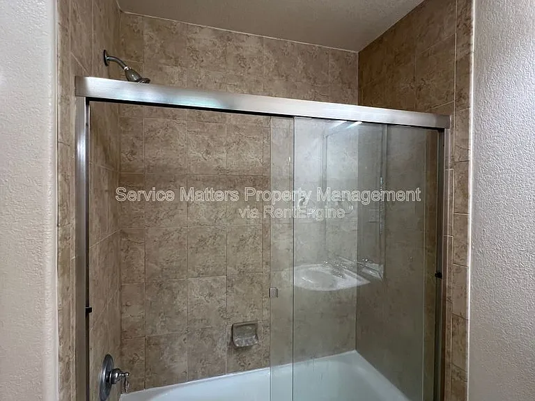 306 E De Soto St #4 — Photo 24