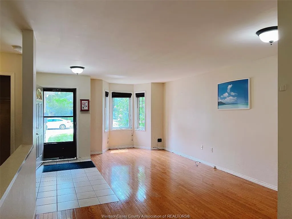 2 bed, $2,450 — Photo 3