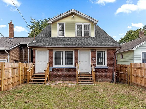 3rd image of 20 Hill St